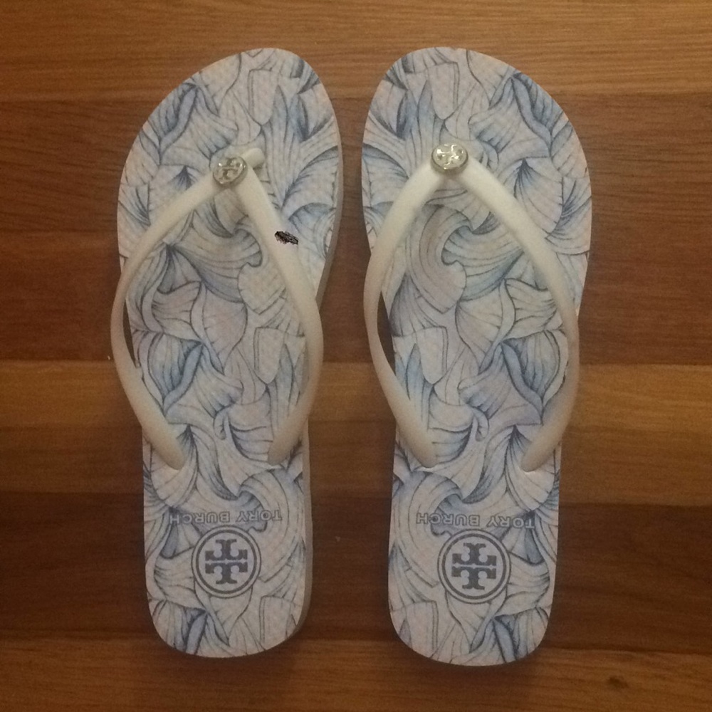 Tory Burch thin printed flip flop size 7
